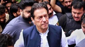 لاہور ہائیکورٹ نے 9 مئی کا ایک ہی مقدمہ چلانے کی عمران خان کی درخواست بحال کر دی