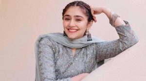 ’اس کی قیمت ایک کروڑ ہے‘، درفشاں کی پینٹنگ کی ویڈیو وائرل