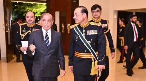 حکومت نے چیف آف ڈیفنس فورسز کے نوٹیفکیشن میں اختلافات کی وجہ سے تاخیر کی افواہیں مسترد کردیں