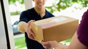 شازیہ کے بجائےعامرکو پارسل دینے پرکوریئرکمپنی کو شہری کو ہرجانہ ادا کرنےکا حکم