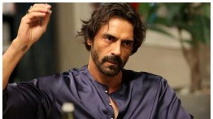 ارجن رامپال نے 6 سالہ رفاقت کے بعد اپنی دوست سے منگنی کرلی