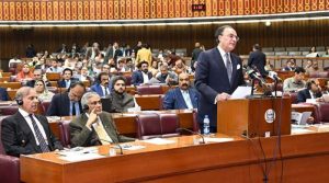 وفاقی حکومت کے پہلے 20 ماہ کے قرض کی تفصیلات سامنے آگئیں