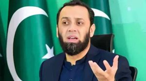 عمران خان کا ناشتہ غریب کے4 دن کےکھانے کے برابر ہے، عطا اللہ تارڑ