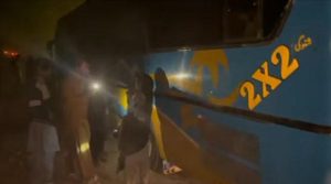 گڈوکشمور روڈ پر ڈاکوؤں کا مسافر بس پرحملہ،کچھ مسافروں کو اغوا کرلیا