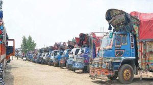 گڈز ٹرانسپورٹ ہڑتال سے خام مال کی رسائی معطل، صنعتیں بند ہونے کا خدشہ