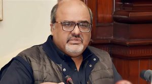 نامعلوم شخص کے حملے کے سبب ناک کی ہڈی ٹوٹی ہے، چہرے پر بھی زخم آئے ہیں: شہزاد اکبر