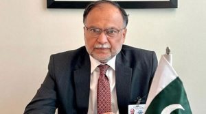 ہمارے ڈھائی کروڑ بچے اسکول سے باہر ہیں، معرکہ حق کےبعد معرکہ ترقی کیلئےکام کرنا ہوگا: احسن اقبال