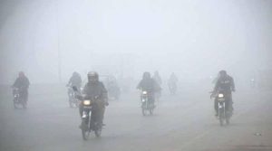 آئندہ 3 روز کے دوران پنجاب کے مختلف علاقوں میں شدید دھند کا امکان، الرٹ جاری