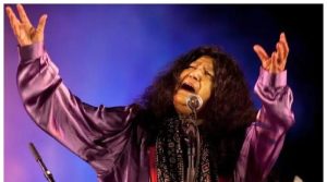 عابدہ پروین کی وفات کی خبریں جھوٹی، بیٹی نے تصدیق کردی