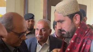 وزیر اعلیٰ کے پی سہیل آفریدی کراچی پہنچ گئے، ائیرپورٹ پر سعید غنی نے استقبال کیا