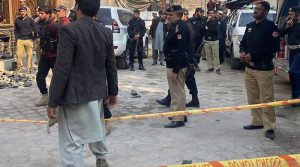 ٹانک گومل بازار روڈ پر بکتر بند گاڑی کے قریب دھماکا، 5 پولیس اہلکار جاں بحق