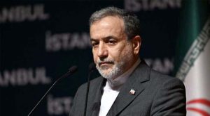 اگر امریکا پہلے کی طرح دوبارہ ملٹری آپشن کی کوشش کرتا ہےتو ہم تیار ہیں: ایرانی وزیر خارجہ