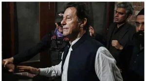 پمز کے ڈاکٹرز کی ٹیم کی اڈیالہ جیل آمد، عمران خان کا طبی معائنہ کیا
