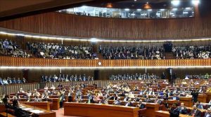 اثاثوں کی تفصیلات جمع نہ کرانے پر وفاقی وزیر سمیت 32 ایم این ایز کی رکنیت معطل