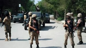 خاران میں دہشتگردوں کی بینکوں میں لوٹ مار، سکیورٹی فورسز کی بروقت کارروائی میں 12دہشتگرد ہلاک