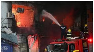 گل پلازہ میں زندگیاں بچاتے ہوئے انتقال کرجانیوالے فائر فائٹر کی نمازِ جنازہ ادا