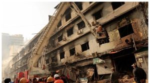 گل پلازہ کے 2 فلور کلیئر، اب تک 26 لاشیں برآمد، 83 لاپتا افراد کی تلاش جاری