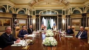 امریکا کی ثالثی میں یوکرین روس مذاکرات کا پہلادور ختم ، آخری دور آج پھر ہوگا