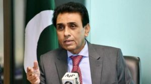 ایم کیو ایم نے کبھی نہیں کہا کہ 18 ویں ترمیم کو رول بیک کیا جائے: خالد مقبول صدیقی