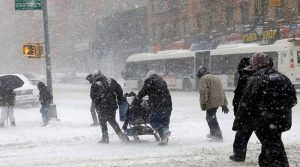 جنوبی ریاستوں میں برف کیساتھ شدید بارش کا خطرہ، 18 انچ تک برفباری کا امکان