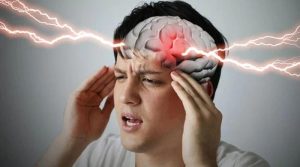 دماغ کے لیے ایسی تباہ کن عادات جو بیشتر افراد اپنا لیتے ہیں