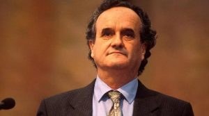 مشہور برطانوی صحافی سر مارک ٹلی 90 برس کی عمر میں انتقال کرگئے