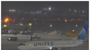 امریکا میں نجی طیارہ گر کر تباہ، 8 افراد سوار