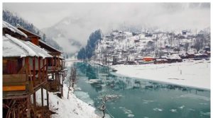 وادی نیلم میں برفباری، وادی لیپا کا رابطہ ضلعی ہیڈ کوارٹر ہٹیاں بالا سے منقطع