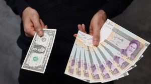 ایرانی ریال کی قدر میں مزید کمی، امریکی ڈالر کے مقابلے میں 15 لاکھ تک گر گیا
