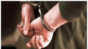 کراچی کے علاقے عزیز آباد سے جعلی پولیس اہلکار گرفتار