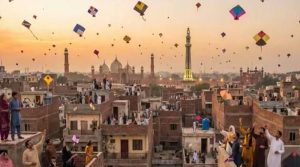 بسنت پر ائیر پورٹ سے ملحقہ علاقوں میں پتنگ بازی پر پابندی ہوگی