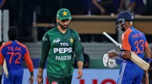 یو اے ای نے پاکستان سے بھارت کیخلاف ورلڈکپ میچ نہ کھیلنےکے فیصلے پر نظر ثانی کی درخواست کردی