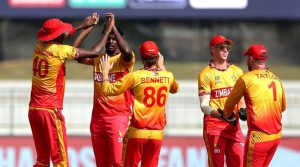زمبابوے نے عمان کو 8 وکٹوں سے ہرادیا