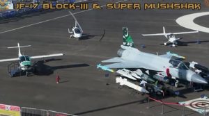 سعودی عرب میں جاری ورلڈ ڈیفنس شو میں پاک فضائیہ کا جے ایف 17 تھنڈر اور سپر مشاق تربیتی طیارہ شامل