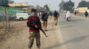 ڈیرہ اسماعیل خان میں پولیس پارٹی پر دہشتگرد حملہ، ایس ایچ او سمیت 4 اہلکار شہید