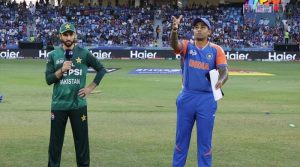 پاکستان کا بھارت کے خلاف ٹاس جیت کر پہلے فیلڈنگ کا فیصلہ