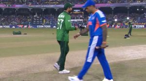 ایشیاکپ کے بعد ورلڈکپ بھی بھارتی سیاست کی بھینٹ چڑھ گیا، کپتانوں نے ہاتھ نہیں ملایا