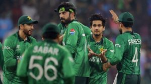 پاکستان ٹی ٹوئنٹی ورلڈکپ کی تاریخ میں ایک اننگز میں 6 اسپنرز کھلانے والی پہلی ٹیم بن گئی