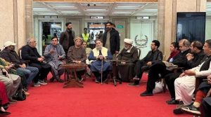 اپوزیشن اتحاد کا عمران خان کی صحت کے حوالے سے دھرنا اور احتجاج جاری رکھنے کا فیصلہ