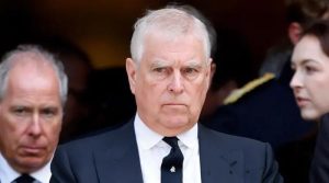 پولیس نے برطانیہ کے بادشاہ چارلس کے بھائی اینڈریو ماؤنٹ بیٹن کو گرفتار کرلیا