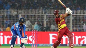 ویسٹ انڈیز نے بھارت کو جیت کیلئے196 رنز کا ہدف دیدیا