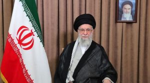 آیت اللہ خامنہ ای کو نشانہ بنانےکیلئے اسرائیل نے تہران کے ٹریفک کیمروں کو بھی ہیک کیا، برطانوی اخبار کی رپورٹ