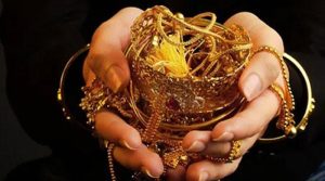 نئی گھریلو ملازمہ پہلے ہی روز 80لاکھ کے زیورات اورگھڑیاں چوری کرکے فرار