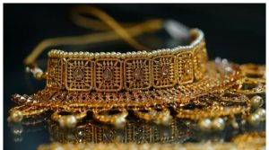 پاکستان بھر میں سونے کی قیمت میں 6500 روپے کی کمی