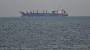 خلیج فارس میں جہاز پر پھنسے پاکستانی ورکرکے والد نے حکومت پاکستان سے مددکی اپیل کردی