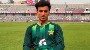 ’والدہ نے کہا تھا اچھے دن آئینگے‘، قومی ون ڈے ٹیم میں ڈیبیو کرنیوالے معاذ صداقت آبدیدہ ہوگئے