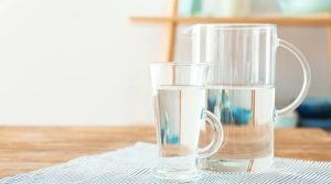 ٹھنڈا یا گرم، صحت کے لیے کونسا پانی زیادہ بہتر ہوتا ہے؟