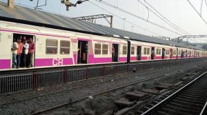 بیوی سے جھگڑا، شوہر نے بیوی کو ٹرین کے آگے دھکا دے کر مار ڈالا