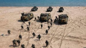 امریکا کا ایران جنگ کے دوران مشرق وسطیٰ میں ہزاروں میرینز تعینات کرنے کا فیصلہ