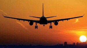 بھارتی مسافر طیارے کا دوران پرواز انجن فیل، ہنگامی لینڈنگ